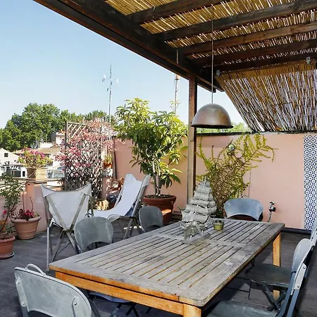 Trastevere Split Level Terrace - Collection Apartment Rome